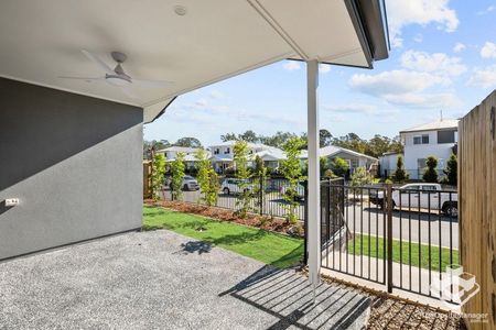 BRAND NEW HOME IN SANCTUM ESTATE - Photo 5