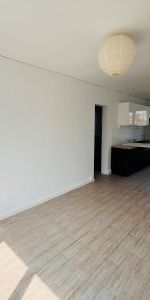 Location Appartement 2 pièces 43m² LOMME 59160 - Photo 3