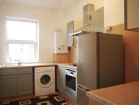 3 Bed Flat, Ling Road, E16 - Photo 5