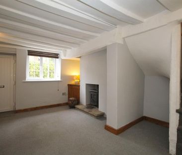2 bedroom semi-detached house to rent - Photo 4