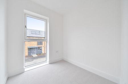 3 bedroom detached house to rent - Photo 5