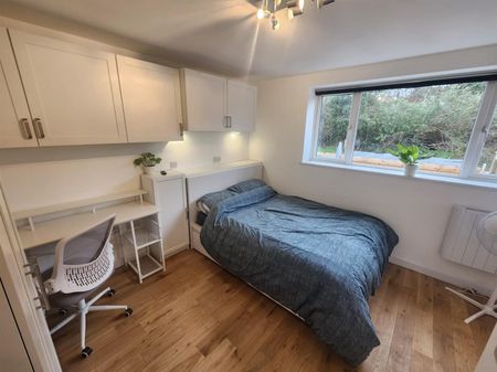 Orchard Gardens, Bristol - Photo 4