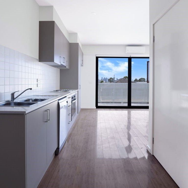 3/63 Moreland Road, Coburg VIC 3058 - Photo 1