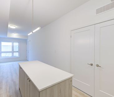 For Lease - 25 Palace Street Unit# 373(Q23), Kitchener, Ontario - Photo 6