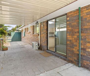 Spacious 3-Bedroom Home in Quiet Cul-de-Sac – Freshly Updated & Mov... - Photo 6