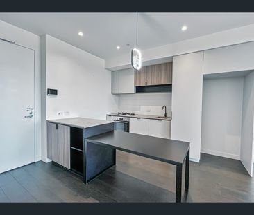 506/13 Foundation Bvd, Burwood East, Vic 3151 - Photo 2