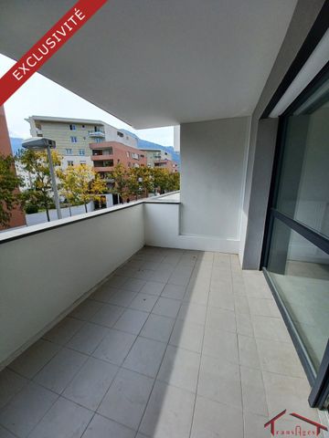 Location Appartement 3 pièces 66m² ECHIROLLES 38130 - Photo 5