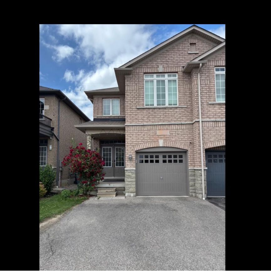 For Lease - 7435 Saint Barbara Boulevard, Mississauga, Ontario - Photo 1