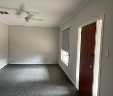 8 Spencer Street&comma; Port Augusta - Photo 3