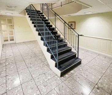 Courtfield House, Hambledon Place, PO21 - Photo 3