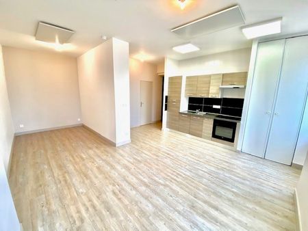 Location Appartement 1 pièce 31m² VILLEURBANNE 69100 - Photo 4