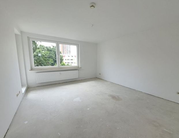 Frisch renovierte 3-Zimmer-Wohnung mit Balkon in Bremerhaven-Lehe - Foto 1