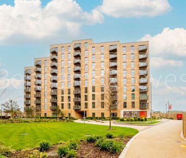 Exploration Way, Slough, SL1 - Photo 3