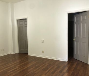 For Lease - 1272 Danforth Avenue Unit# Main, Toronto, Ontario - Photo 6