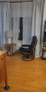 Appartement 4 1/2 très beau et très éclairé situé au 2e étage - Photo 4