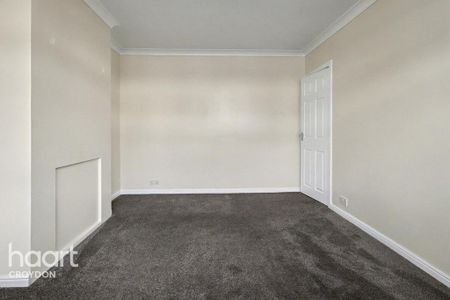 4 bedroom terraced house to rent - Photo 4