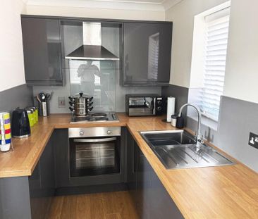 Studio to rent - Photo 2