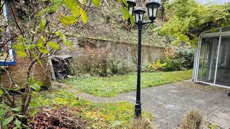 IN SUNNY LOCATION WITH GARDEN! - Photo 5