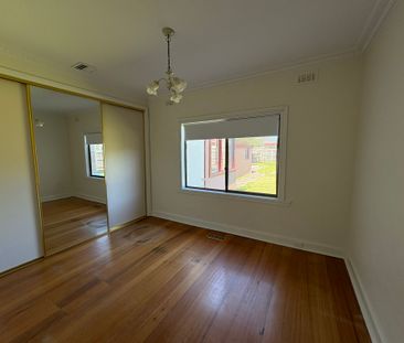 14 Patterson Rd, Bentleigh - Photo 3