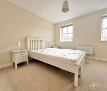 3 bedroom end of terrace house to rent - Photo 6