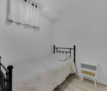 66 Silverthorn Avenue #Lower - Photo 5