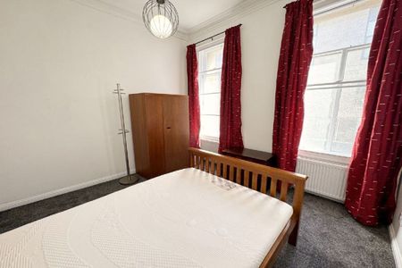 1 Bed, First Floor Flat - Photo 5