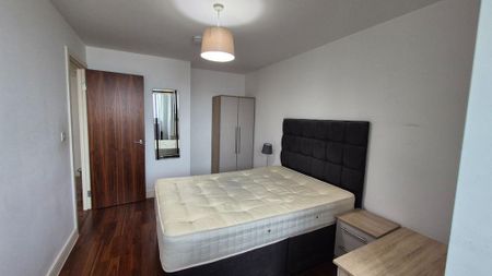 2 bedroom apartment to rent - Photo 3