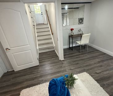 For Lease - 608 Thornwood Avenue, Burlington, Ontario - Photo 3