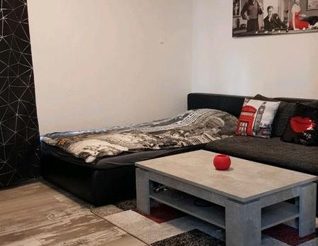 1 Zimmer Wohnung am Kudamm Wittenbergplatz 01.12.25 -13.01.26 - Photo 1