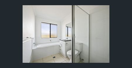 Modern Glenvale Unit - Photo 2