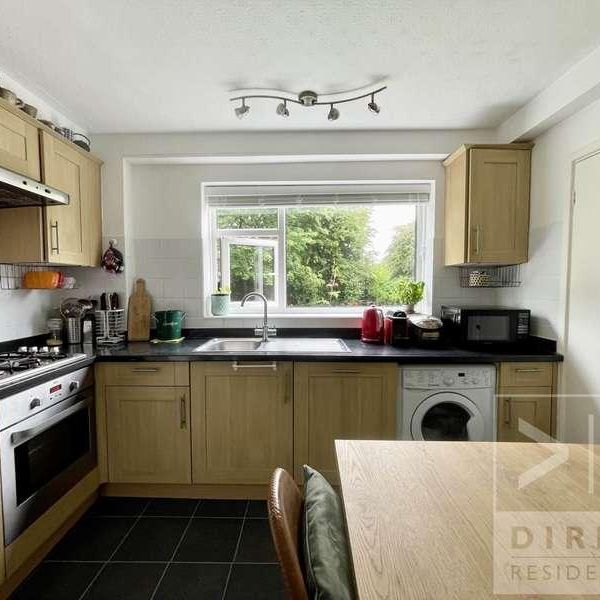 Meadow Court, Epsom, KT18 - Photo 1