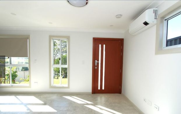 Modern 2-bedroom granny in Raby - Photo 1