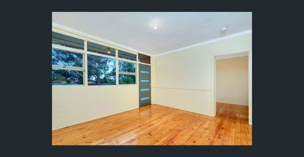 Neat and Tidy Three-Bedroom Home - Photo 1