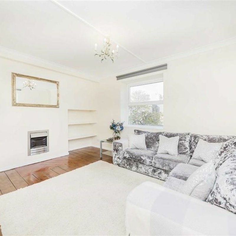 Milk Yard, Milk Yard, E1W - Photo 1