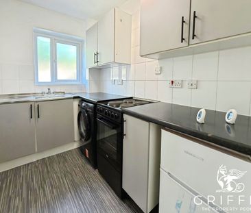 Wharf Road, Grays, RM17 - Photo 5