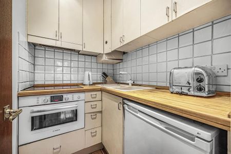 1 bedroom flat to rent - Photo 3