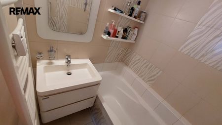 Pronájem bytu 2+1 v osobním vlastnictví 59 m², Bučovice - Photo 3