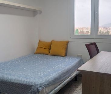 Piso de alquiler en Calle Francisco Pacheco, Los Guindos - Parque M... - Photo 2