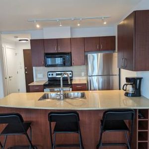 DOWNTOWN FURNISHED Studio Rental at Hudson in Granville Street. $2,499 - Photo 2