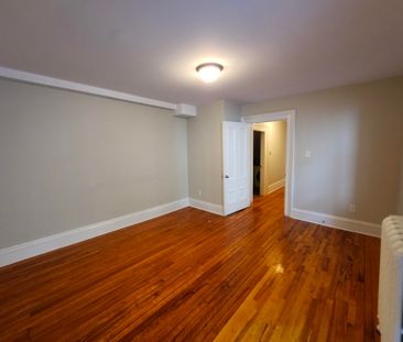 123 Wright Street - U3 - Photo 4