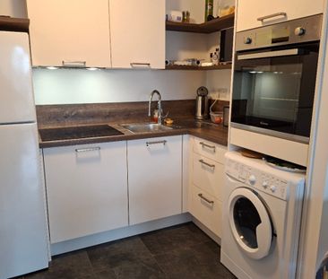 LA BAULE T2 MEUBLÉ AU COEUR DE LA VILLE - Photo 2