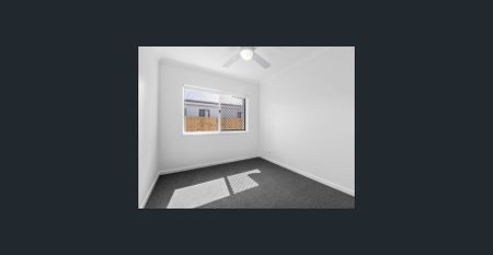 NEAR NEW SPACIOUS, STYLISH AND MODERN 4 BEDROOM HOME IS CALLING YOUR NAME! - Photo 4