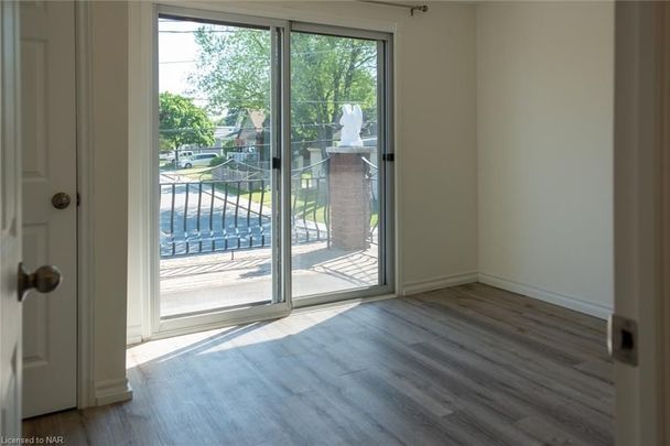 For Lease - 359 QUEENSDALE Avenue Unit# Upper, Hamilton, Ontario - Photo 1