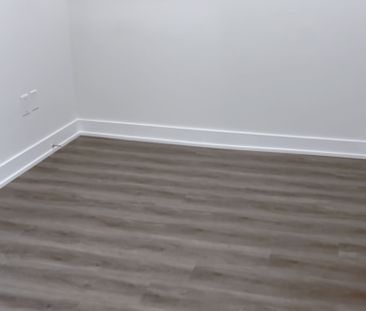 For Lease - 4130 Parkside Village Drive Unit# 802, Mississauga, Ont... - Photo 6