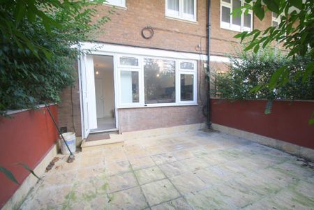 4 bedroom flat to rent - Photo 4