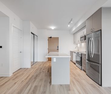 For Lease - 333 Sunseeker Avenue Unit# 230, Innisfil, Ontario - Photo 4