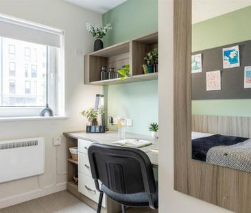 1 bedroom in a flat share to rent - Photo 4