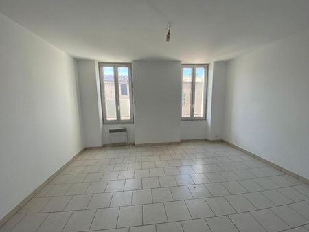 Location Appartement 3 pièces 79m² ST MAXIMIN LA STE BAUME 83470 - Photo 3