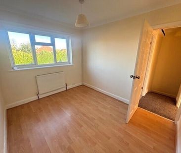 Retreat Estate - Photo 1