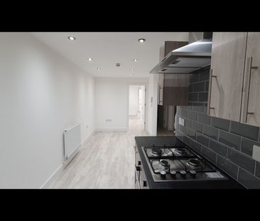 2 Bed Flat, Kentish Town Road, NW1 - Photo 2